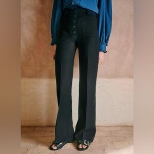 Sézane Chuck trousers in black